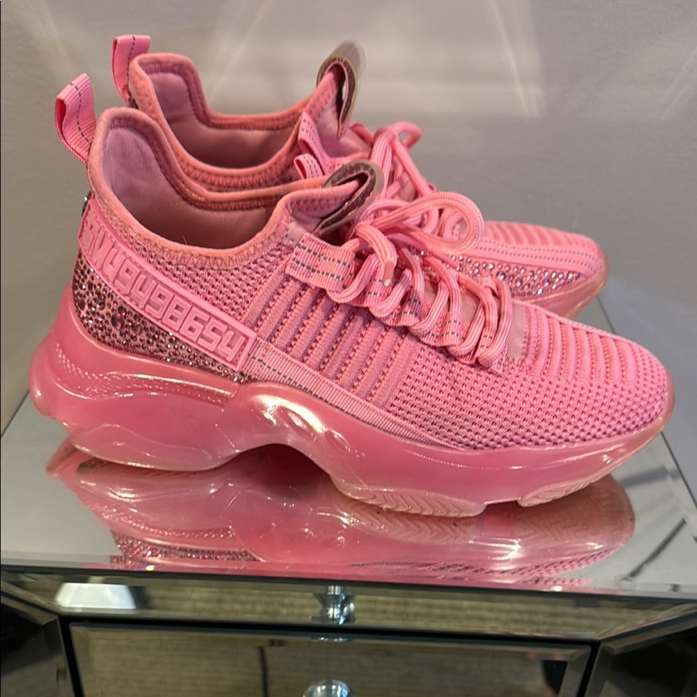 Steve Madden Maxima Pink Athletic Shoes